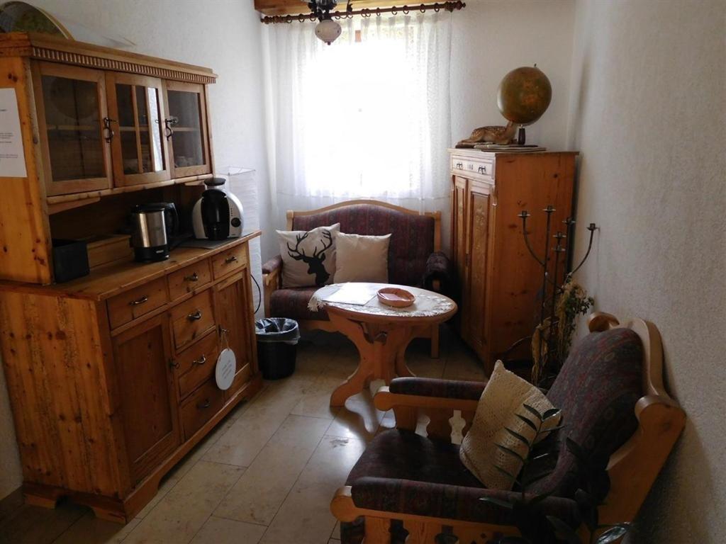 Inn Landgasthof "Zur Gemuetlichkeit" Mombris Стая снимка