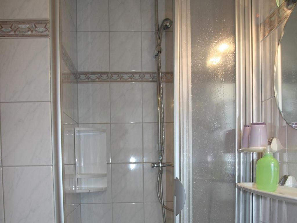 Inn Landgasthof "Zur Gemuetlichkeit" Mombris Стая снимка